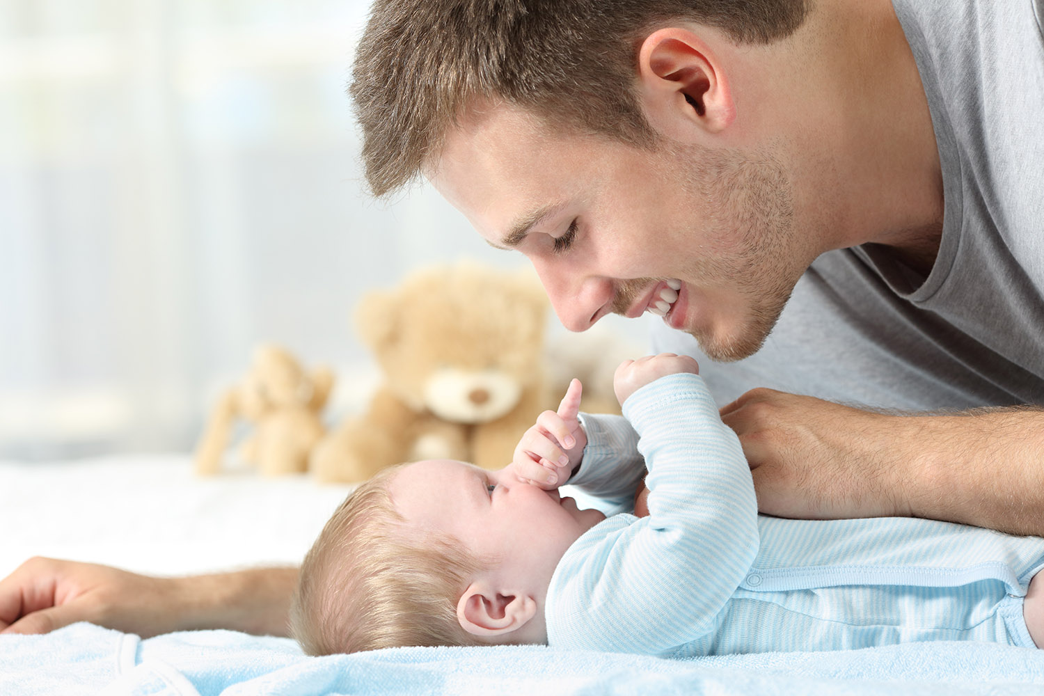 Mouche bébé : Comparatifs et avis pour moucher au mieux votre bébé 